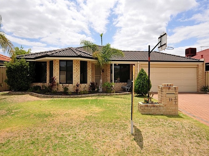 11 Conigrave Place, Canning Vale WA 6155