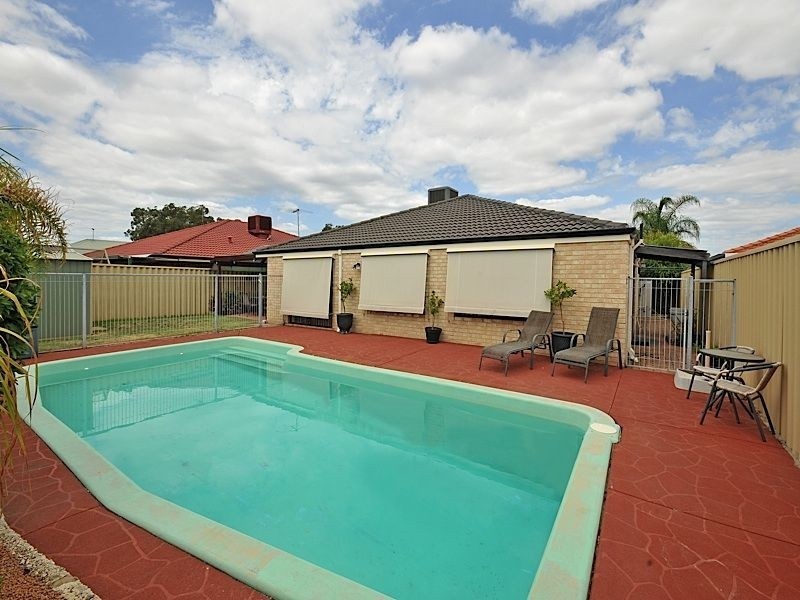 11 Conigrave Place, Canning Vale WA 6155