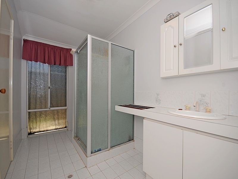 5 Consulate Court, Thornlie WA 6108
