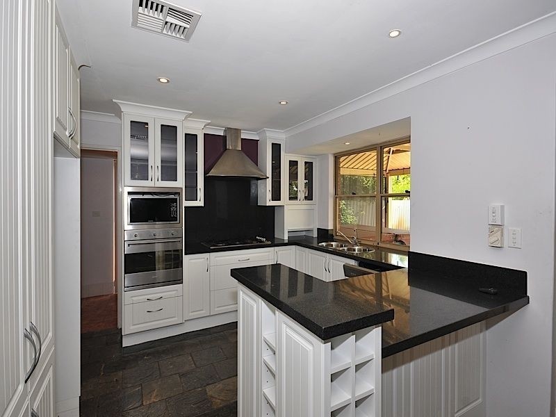 90 Aulberry Parade, Leeming WA 6149