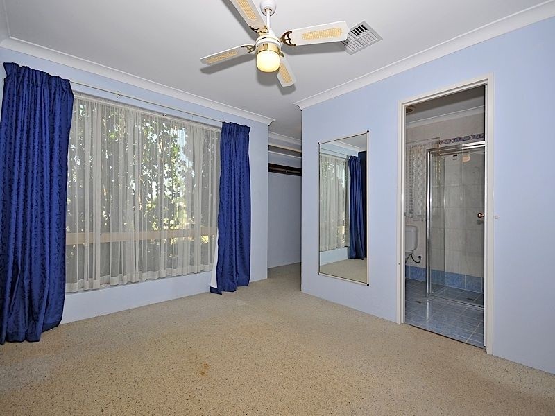 90 Aulberry Parade, Leeming WA 6149