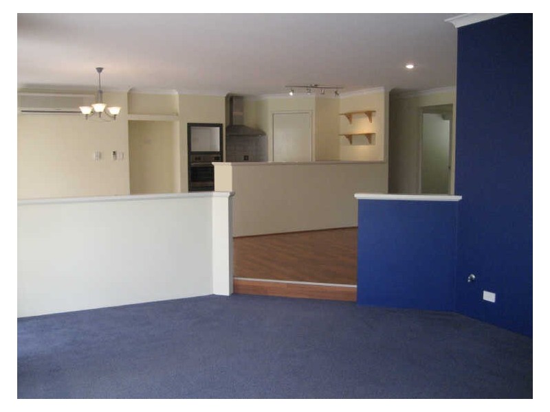 6 Kakadu Rest, Bertram WA 6167