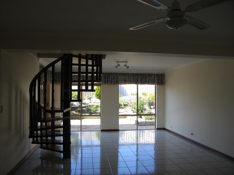 54 Beasley Road, Leeming WA 6149