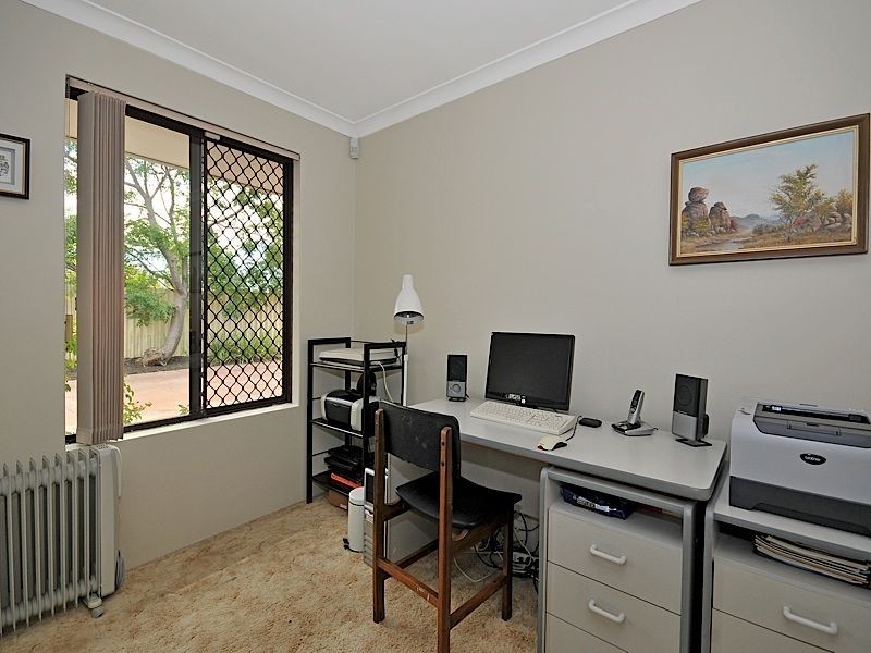 3 Howlett Place, Leeming WA 6149