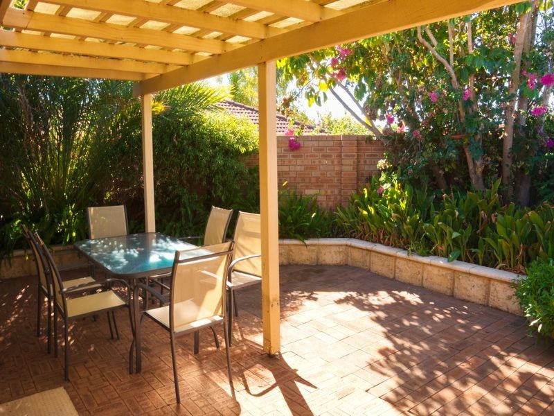 3/10 Fox Court, Leeming WA 6149