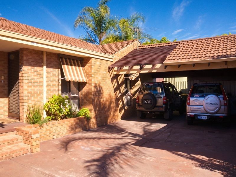 3/10 Fox Court, Leeming WA 6149