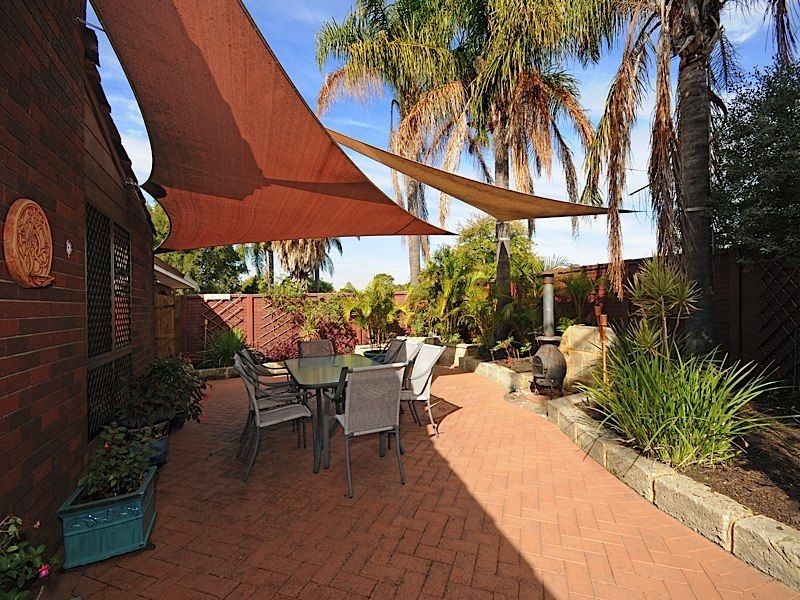 1 Gracechurch Crescent, Leeming WA 6149