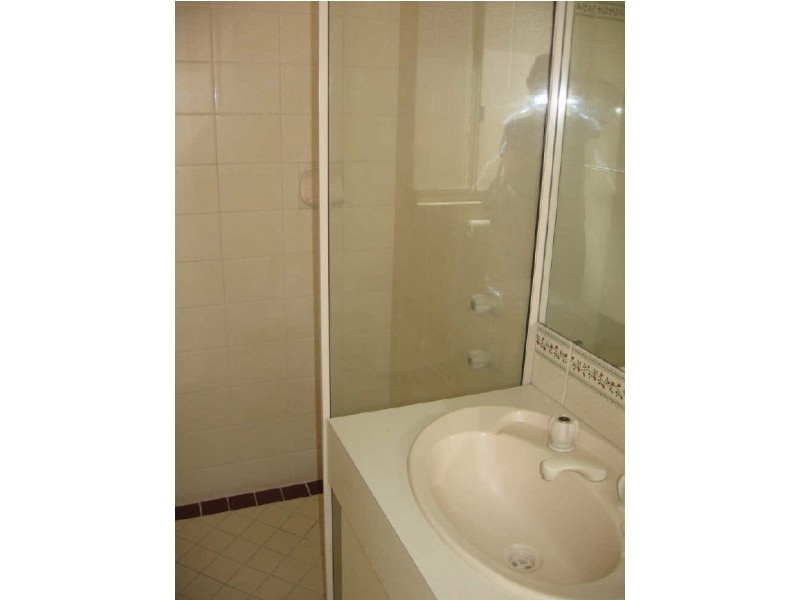 a/18 Maple Street, Lathlain WA 6100