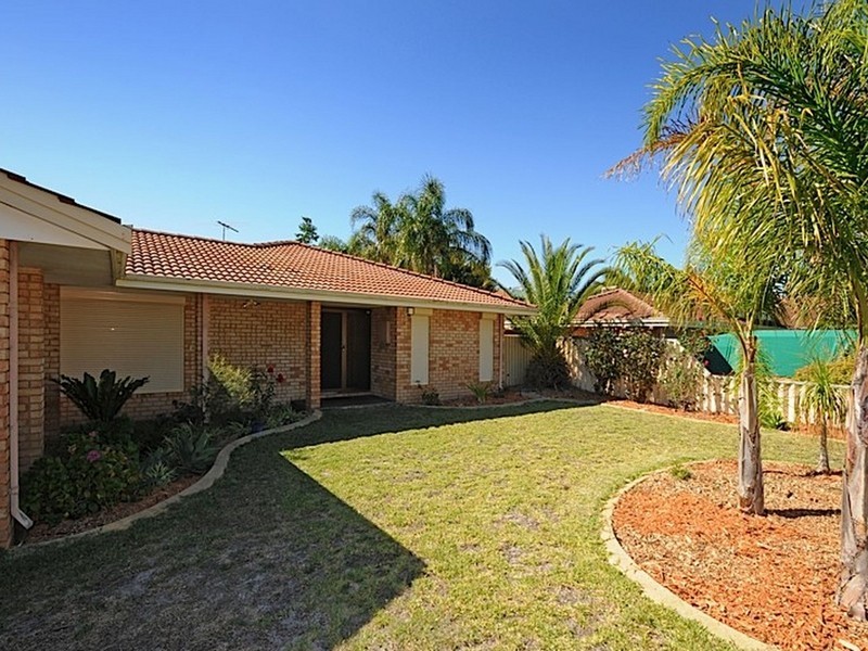 6 Hollingsworth Way, Leeming WA 6149