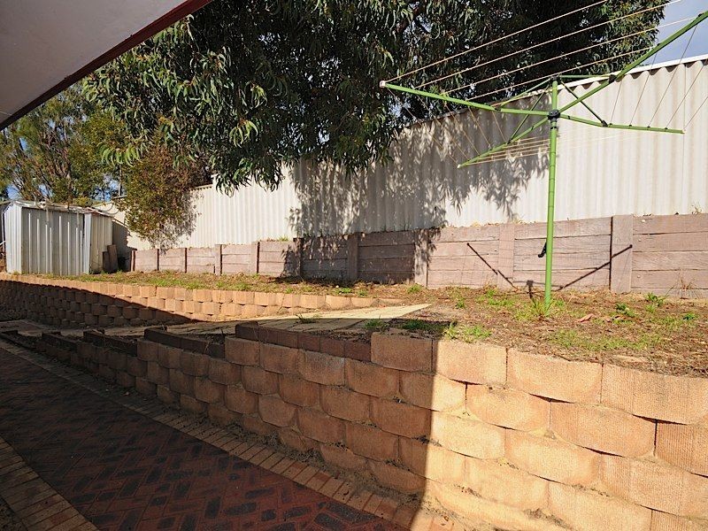 68 Calley Drive, Leeming WA 6149