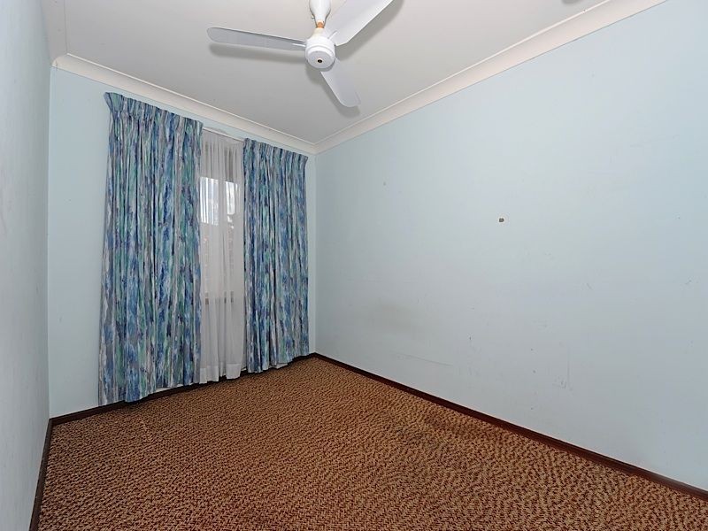 5 Findlay Road, Leeming WA 6149