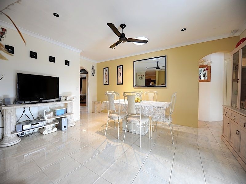 4 Silkpod Gardens, South Lake WA 6164