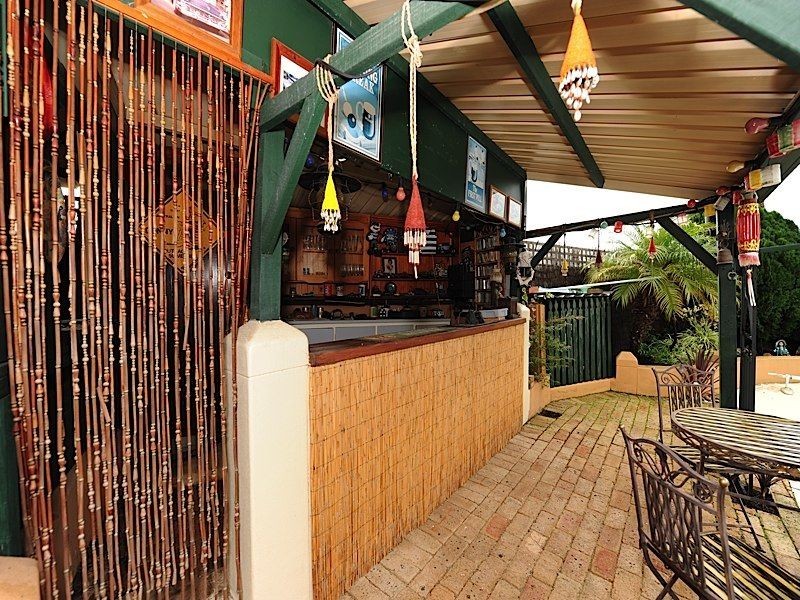 4 Silkpod Gardens, South Lake WA 6164