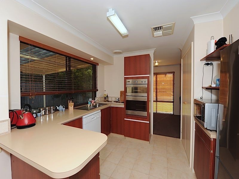 25b Westmorland Drive, Leeming WA 6149