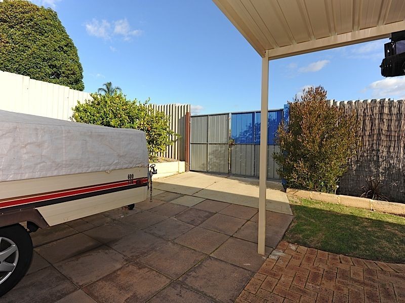 25b Westmorland Drive, Leeming WA 6149