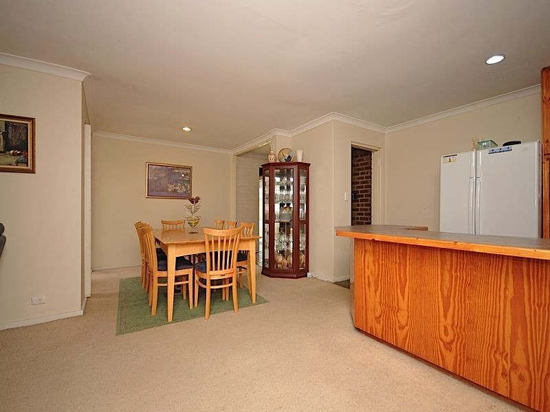 21 Laughton Way, Leeming WA 6149
