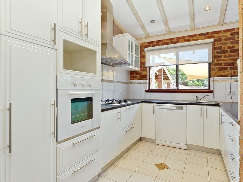 31A Nolan Way, Bateman WA 6150