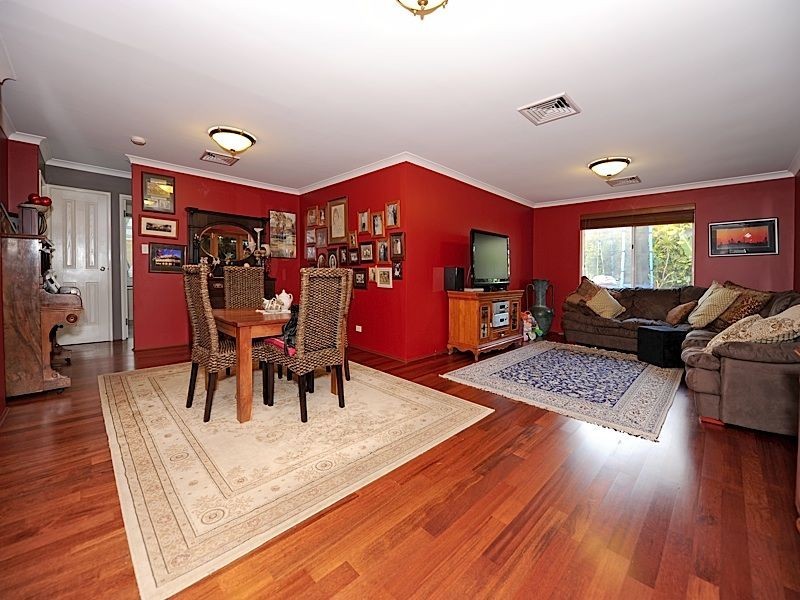 2 Fremont Place, Leeming WA 6149