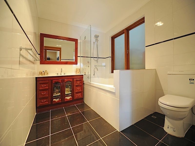 2 Fremont Place, Leeming WA 6149