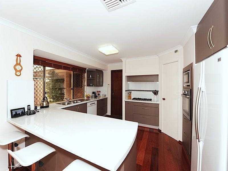 69 Sylvan Crescent, Leeming WA 6149