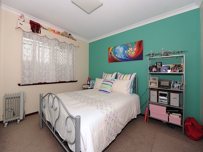 69 Sylvan Crescent, Leeming WA 6149