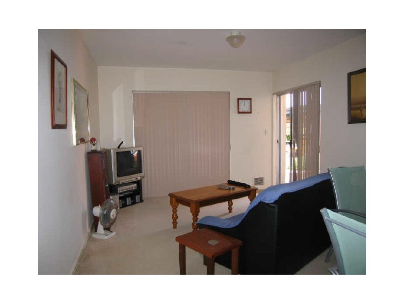 4/5 Doherty Road, Coolbellup WA 6163