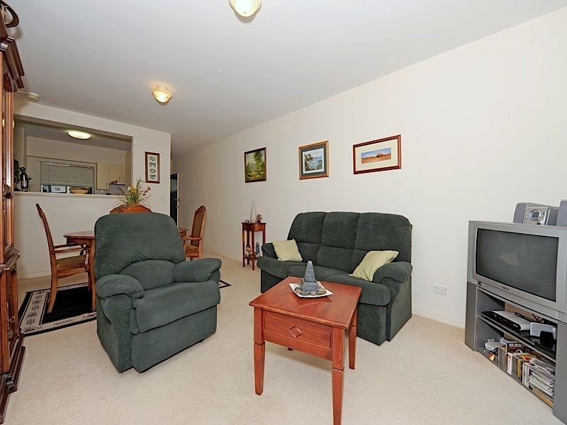 Unit 4/5 Doherty Road, Coolbellup WA 6163