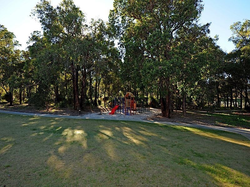 Unit 4/5 Doherty Road, Coolbellup WA 6163