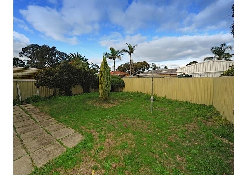 84B Grovelands Drive, Camillo WA 6111