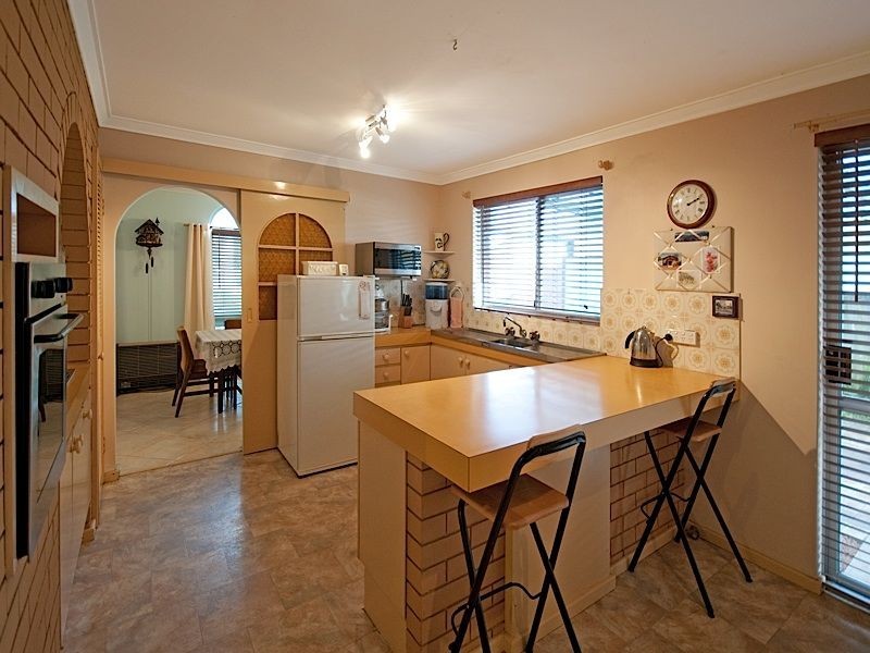 13 Waraker Way, Leeming WA 6149