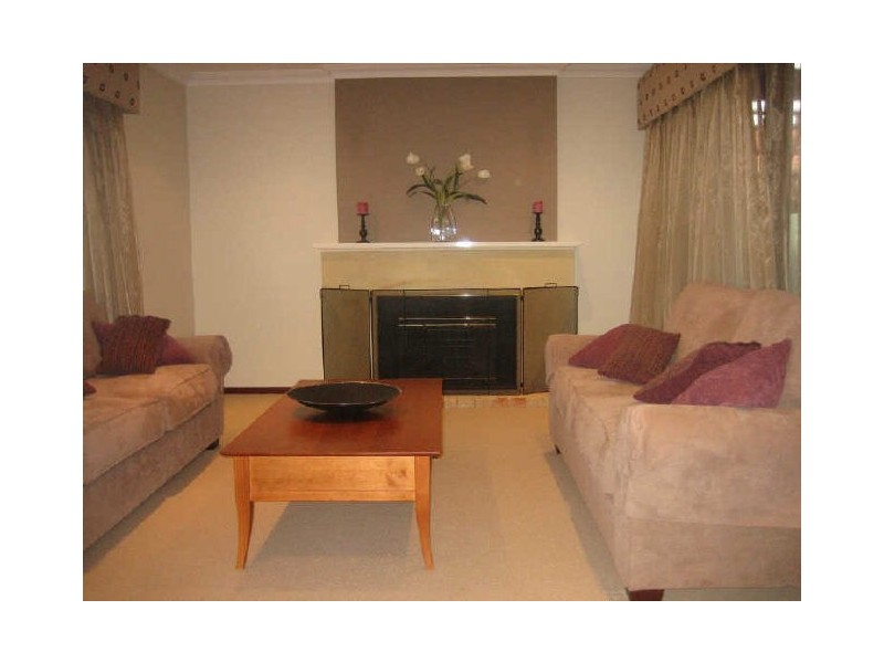 6 Empen Court, Leeming WA 6149