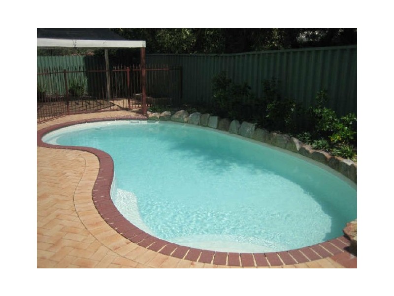 6 Empen Court, Leeming WA 6149