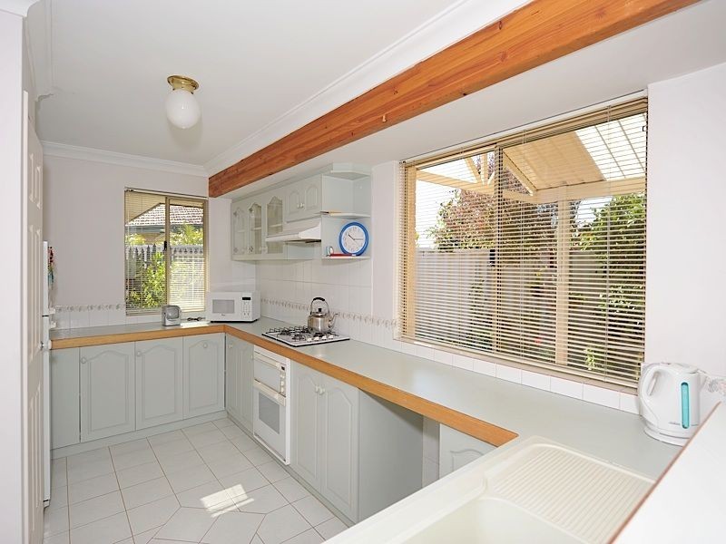 20A Twin Branch Rise, Leeming WA 6149