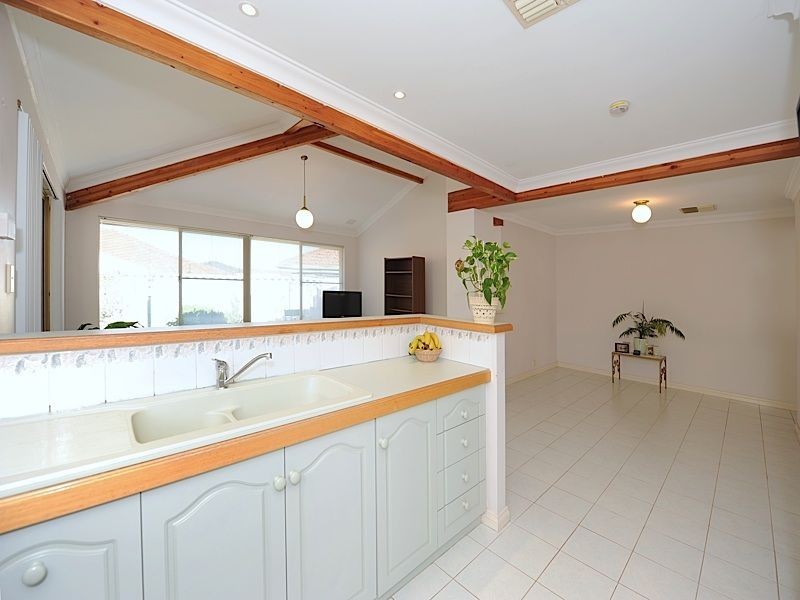 20A Twin Branch Rise, Leeming WA 6149