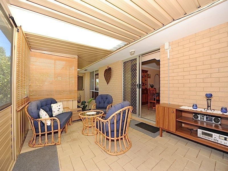 10b Stamos Court, Kardinya WA 6163