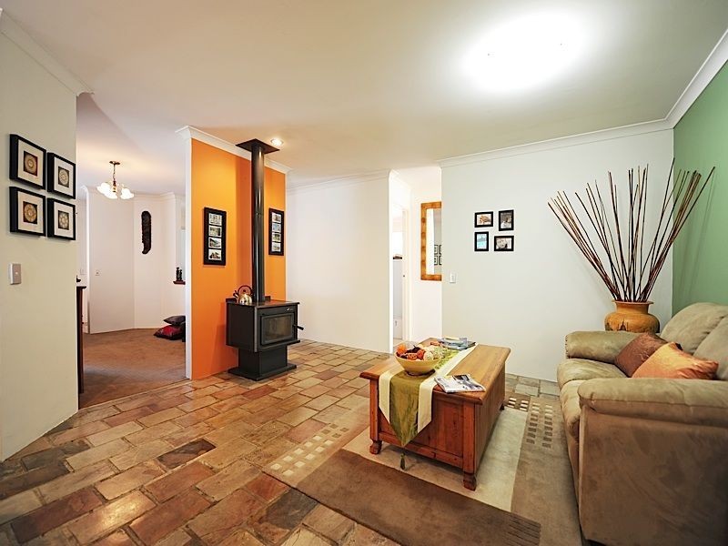 25A Westminster Road, Leeming WA 6149