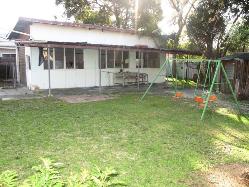 26 Brian Avenue, Mount Pleasant WA 6153