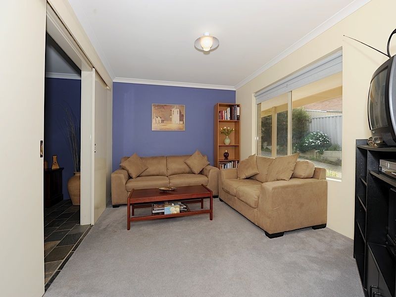3/16 McLean Street, Melville WA 6156