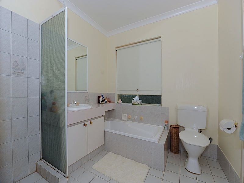 3/16 McLean Street, Melville WA 6156