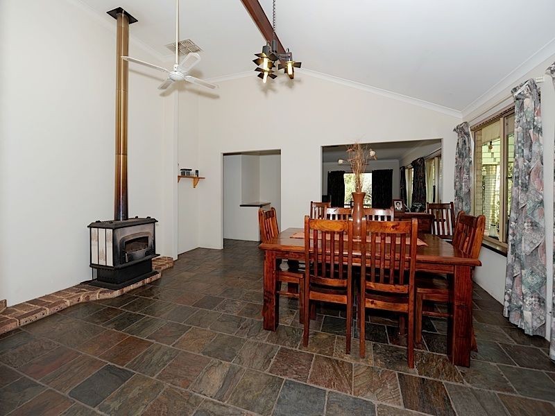 11 Vidicombe Rise, Leeming WA 6149
