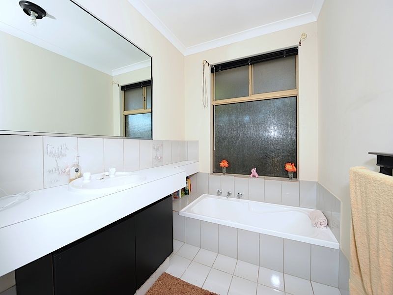 11 Vidicombe Rise, Leeming WA 6149
