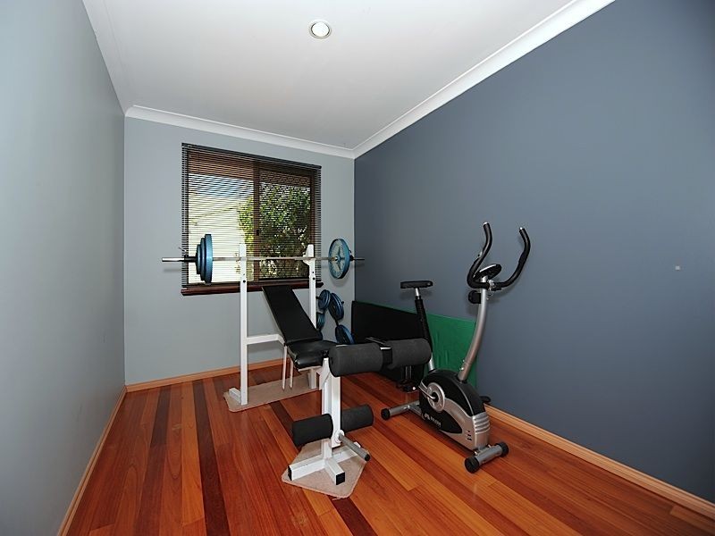 13 Capill Corner, Leeming WA 6149