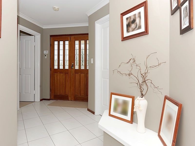 5 Timber Ridge Retreat, Leeming WA 6149