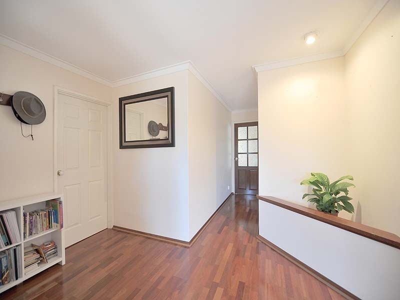 16 GLEDDON ROAD, Bull Creek WA 6149