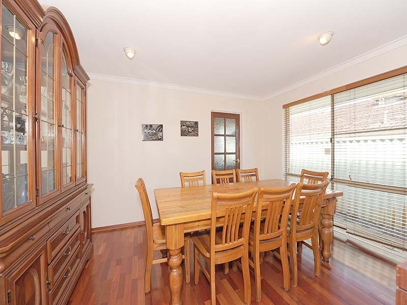 16 GLEDDON ROAD, Bull Creek WA 6149