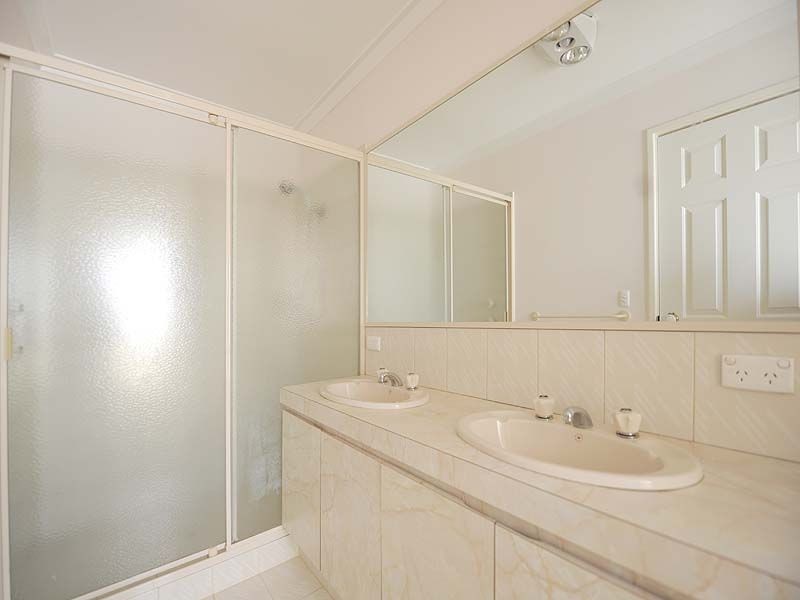 16 GLEDDON ROAD, Bull Creek WA 6149