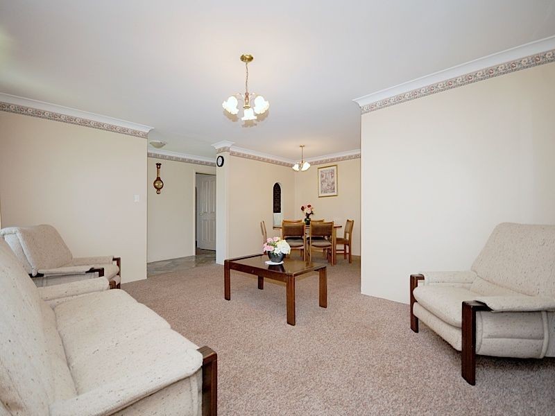 5 Calley Drive, Leeming WA 6149