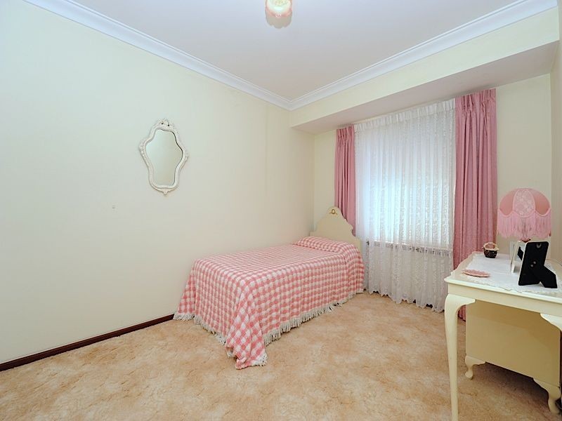 15 Aulberry Parade, Leeming WA 6149