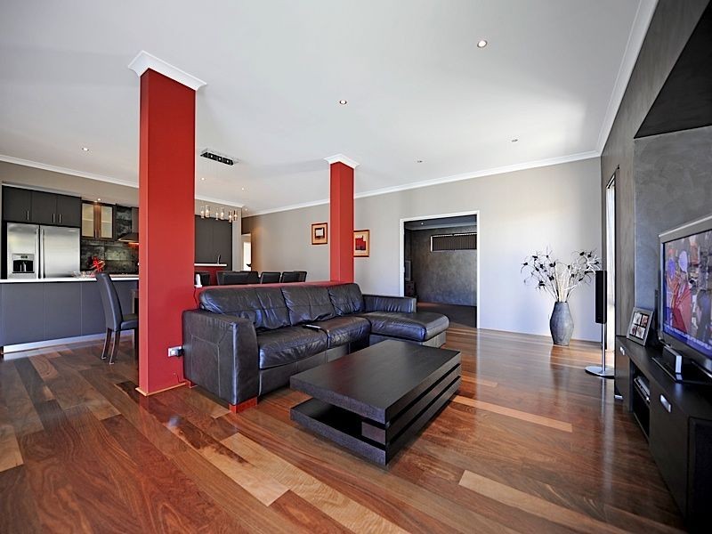 155 Southacre Drive, Canning Vale WA 6155