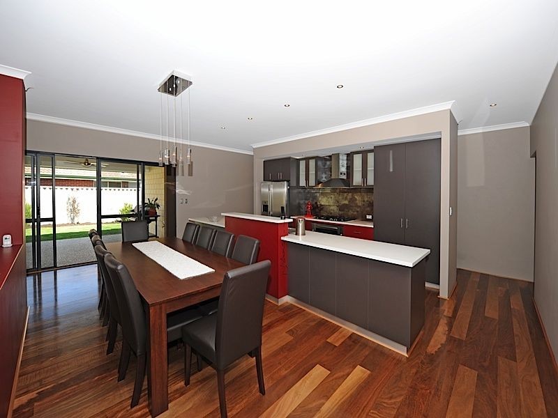 155 Southacre Drive, Canning Vale WA 6155